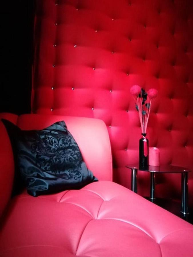 Contoire Sweets-Dreams-Amiens-Picardie-Insolite-Balneo-Week-End-Amoureux מראה חיצוני תמונה